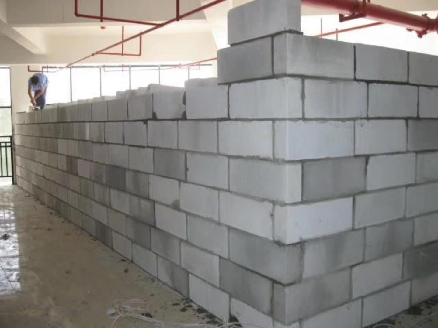 寿光蒸压加气混凝土砌块承重墙静力和抗震性能的研究